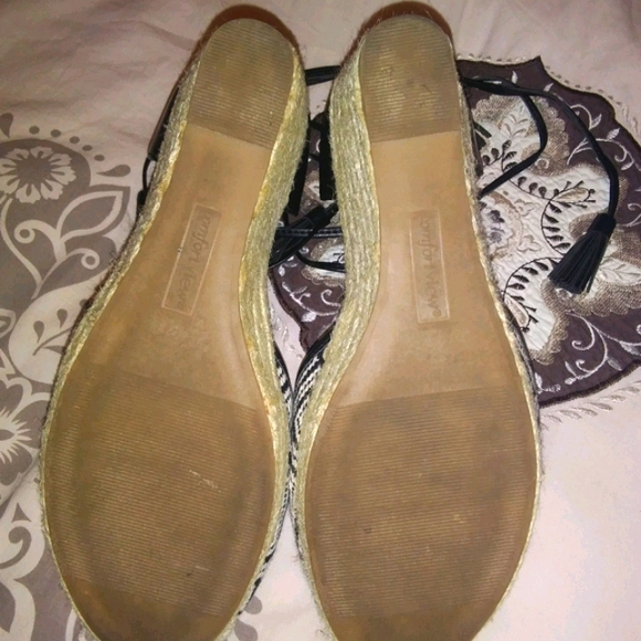 7.5WW Espadrilles - Picture 2 of 5